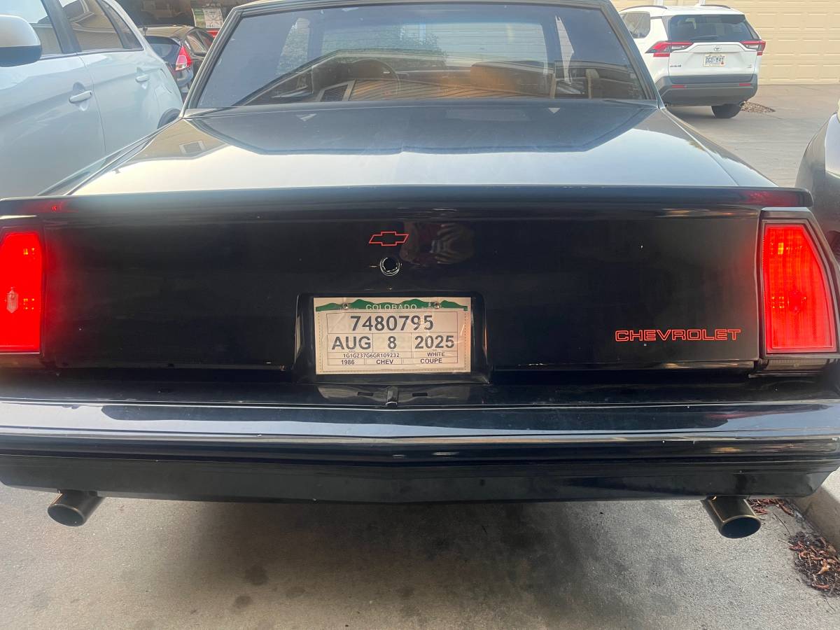 Chevrolet-Monte-carlo-ss-1986-3