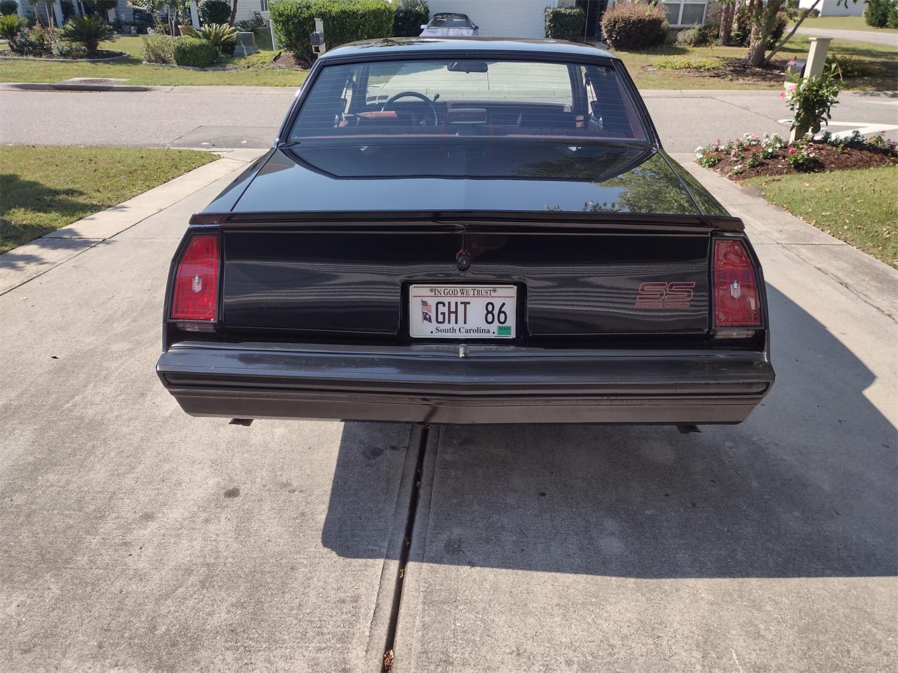 Chevrolet-Monte-carlo-ss-1986-Black-Maroon-4