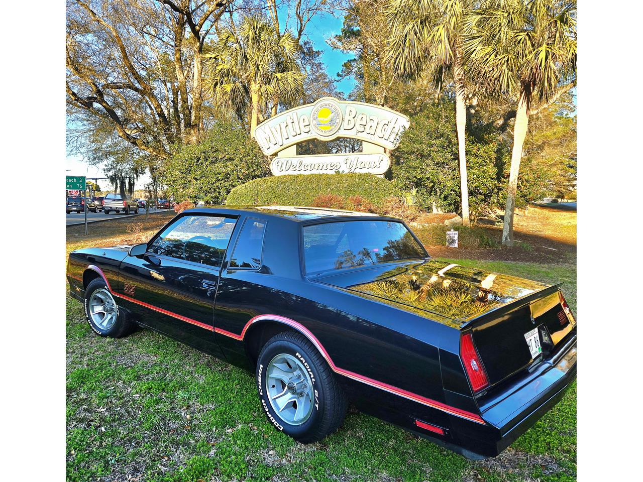 Chevrolet-Monte-carlo-ss-1986-Black-Maroon-5