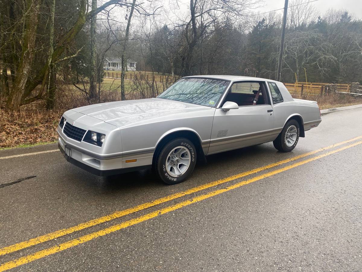 Chevrolet-Monte-carlo-ss-1987-grey-8