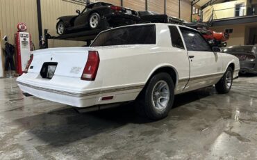 Chevrolet-Monte-carlo-ss-1988-white-tan-11