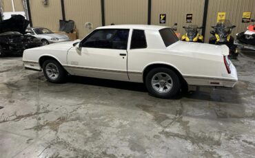 Chevrolet-Monte-carlo-ss-1988-white-tan-14