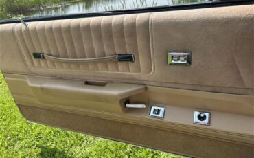 Chevrolet-Monte-carlo-ss-1988-white-tan-2