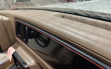 Chevrolet-Monte-carlo-ss-1988-white-tan-22