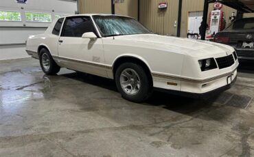 Chevrolet-Monte-carlo-ss-1988-white-tan