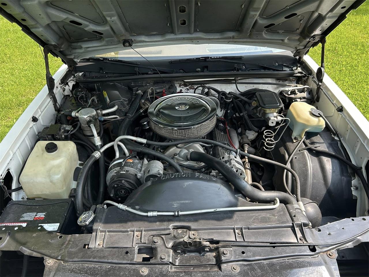 Chevrolet-Monte-carlo-ss-1988-white-tan-41