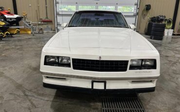 Chevrolet-Monte-carlo-ss-1988-white-tan-9