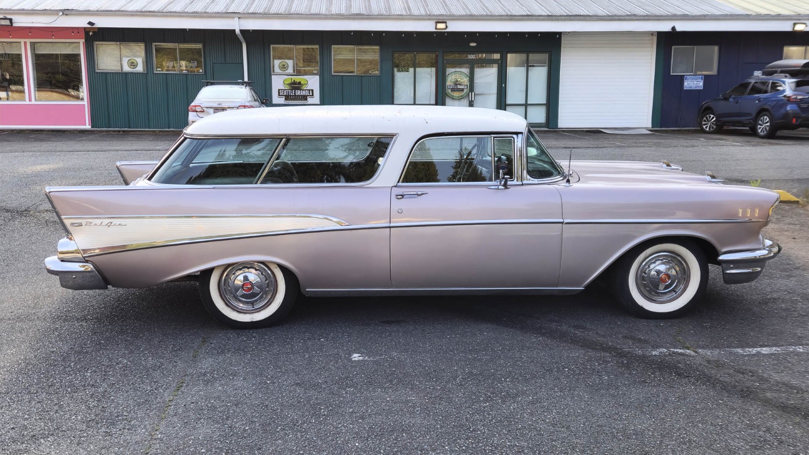 Chevrolet-Nomad-1957-Wagon-2