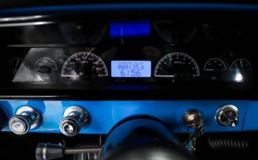 Chevrolet-Nova-1967-Cool-Blue-Black-14