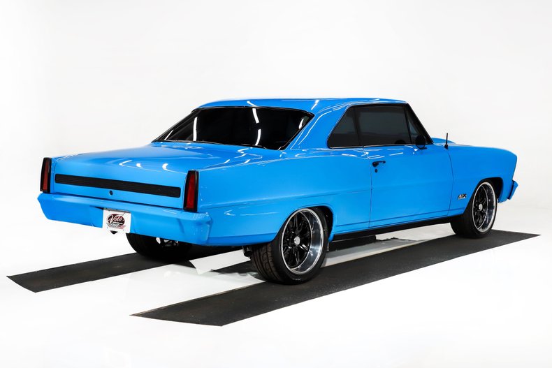 Chevrolet-Nova-1967-Cool-Blue-Black-25