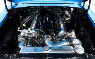 Chevrolet-Nova-1967-Cool-Blue-Black-3