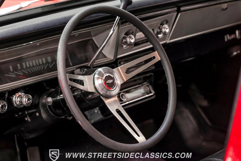 Chevrolet-Nova-1967-Red-Black-39