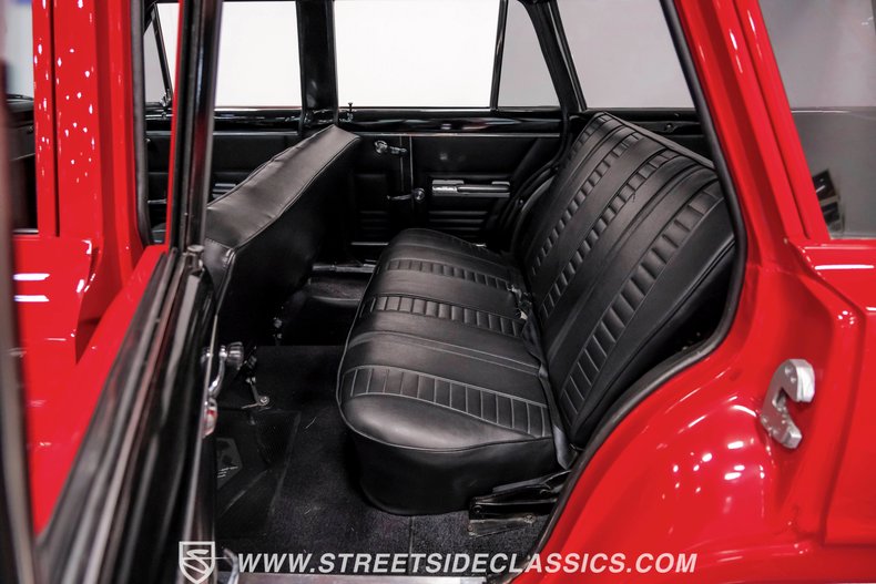 Chevrolet-Nova-1967-Red-Black-4