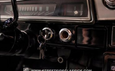 Chevrolet-Nova-1967-Red-Black-5