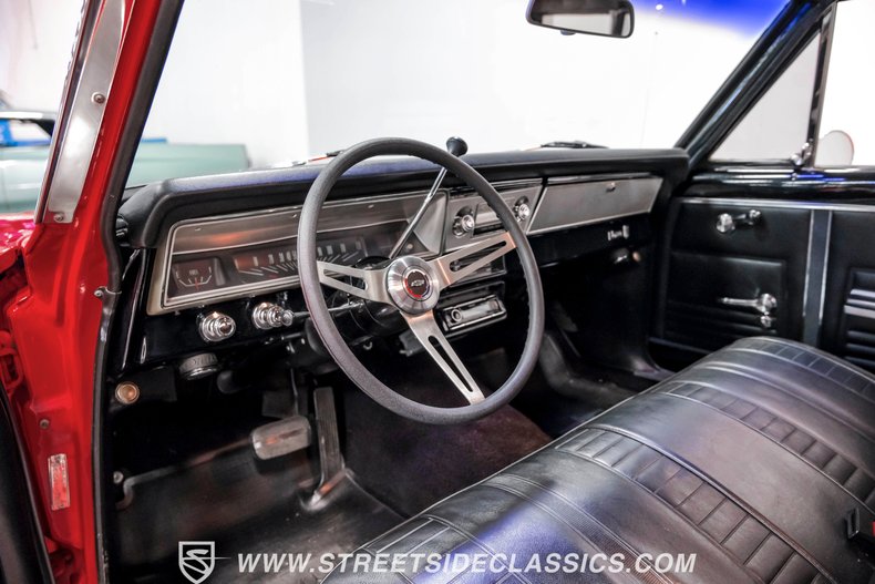 Chevrolet-Nova-1967-Red-Black-9