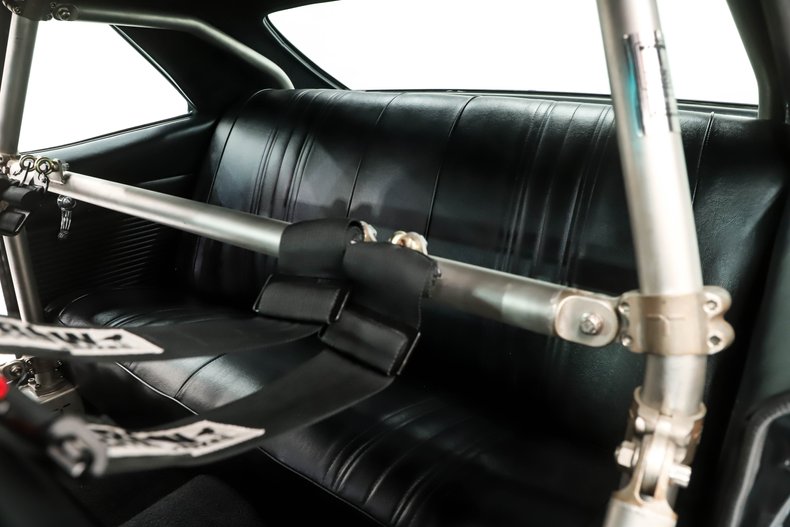 Chevrolet-Nova-1969-Watkins-Glen-Gray-Black-12