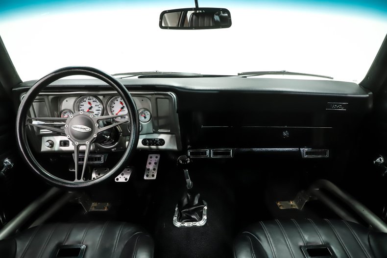 Chevrolet-Nova-1969-Watkins-Glen-Gray-Black-21