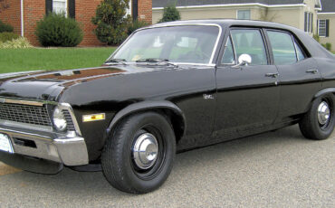 Chevrolet-Nova-1970-Sedan-2