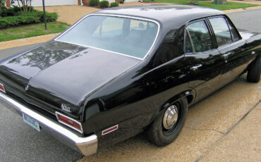 Chevrolet-Nova-1970-Sedan-5