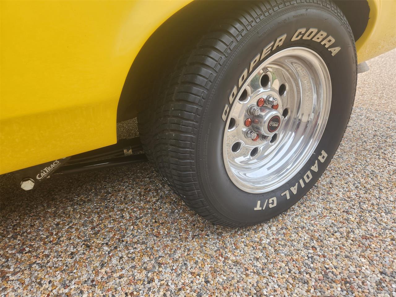 Chevrolet-Nova-1972-Yellow-Black-13