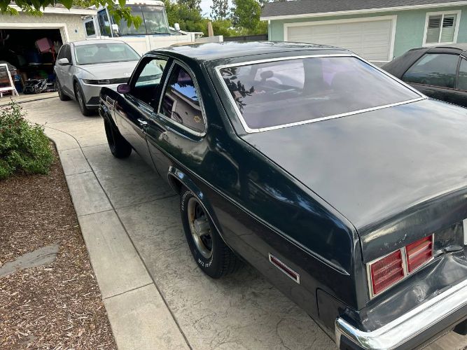Chevrolet-Nova-1975-Blue-9