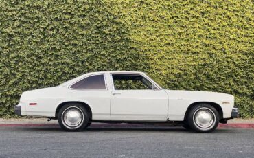 Chevrolet-Nova-1975-Custom-1