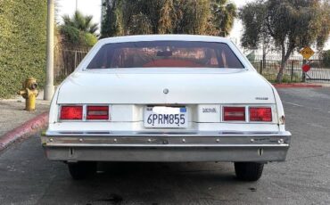 Chevrolet-Nova-1975-Custom-4