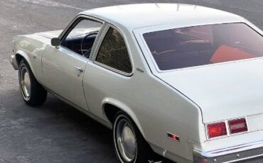 Chevrolet-Nova-1975-Custom-5