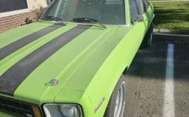 Chevrolet-Nova-1976-Green-Black-8