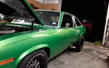 Chevrolet-Nova-1977-Green-2