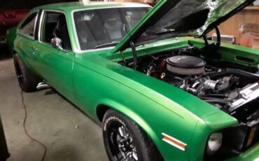 Chevrolet-Nova-1977-Green