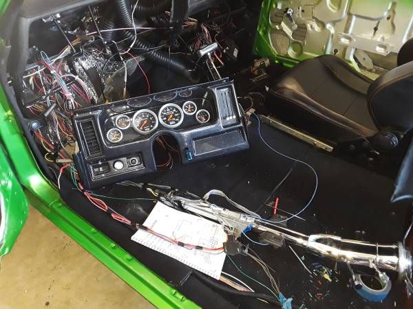 Chevrolet-Nova-1977-Green-6