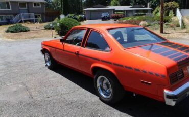 Chevrolet-Nova-1977-Orange-Sunfire-Metal-1