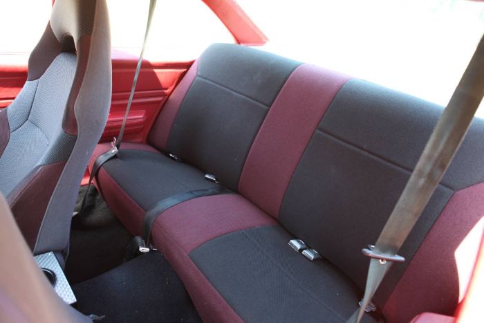 Chevrolet-Nova-1977-Orange-Sunfire-Metal-3