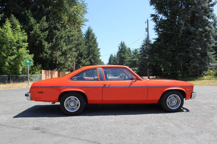 Chevrolet-Nova-1977-Orange-Sunfire-Metal-6