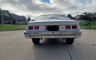 Chevrolet-Nova-1978-18