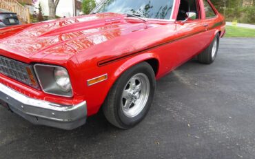 Chevrolet-Nova-1978-red-Black-1