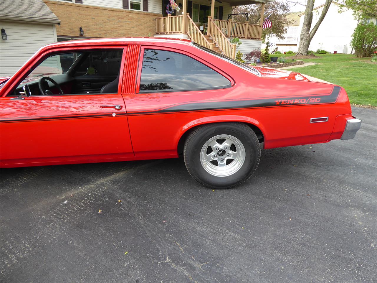 Chevrolet-Nova-1978-red-Black-2