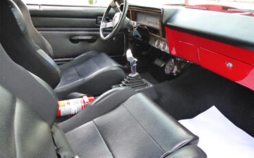 Chevrolet-Nova-1978-red-Black-6
