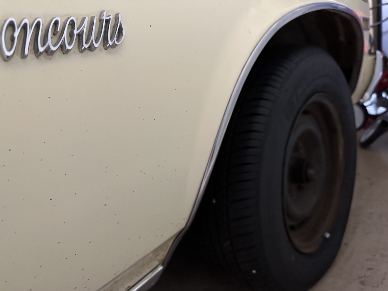 Chevrolet-Nova-Concours-1976-Hatchback-28