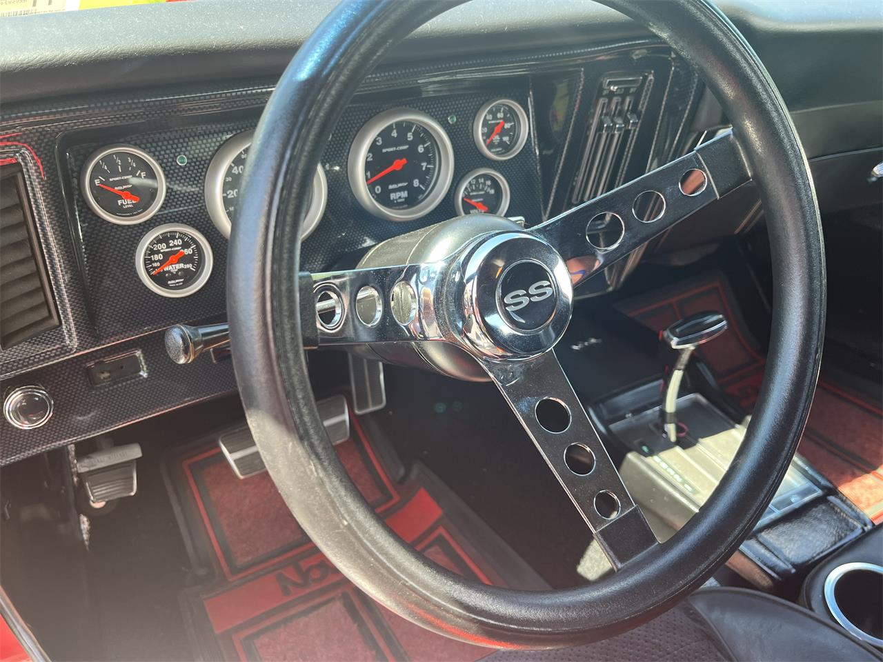 Chevrolet-Nova-ss-1970-Red-Black-7