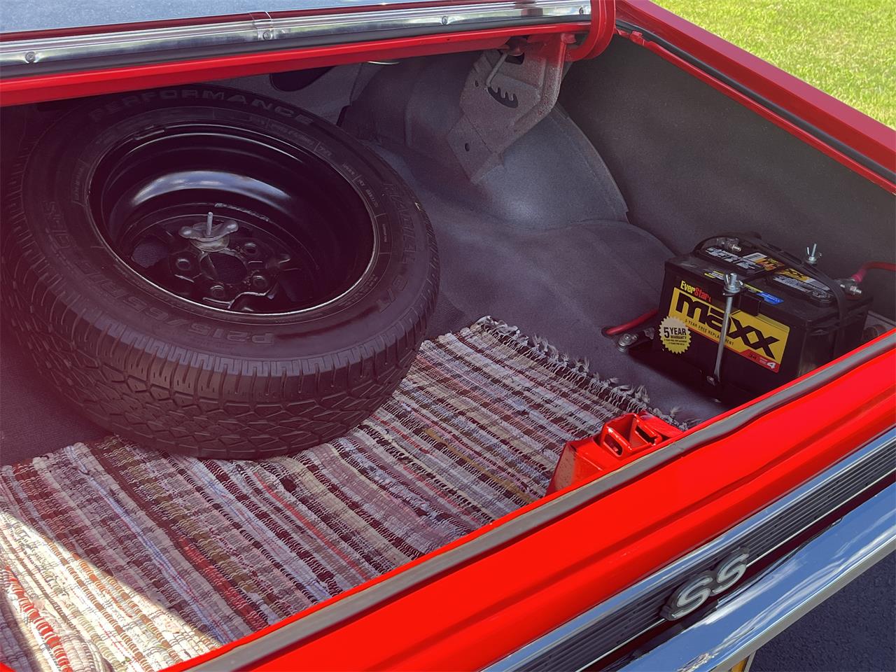 Chevrolet-Nova-ss-1970-Red-Black-9