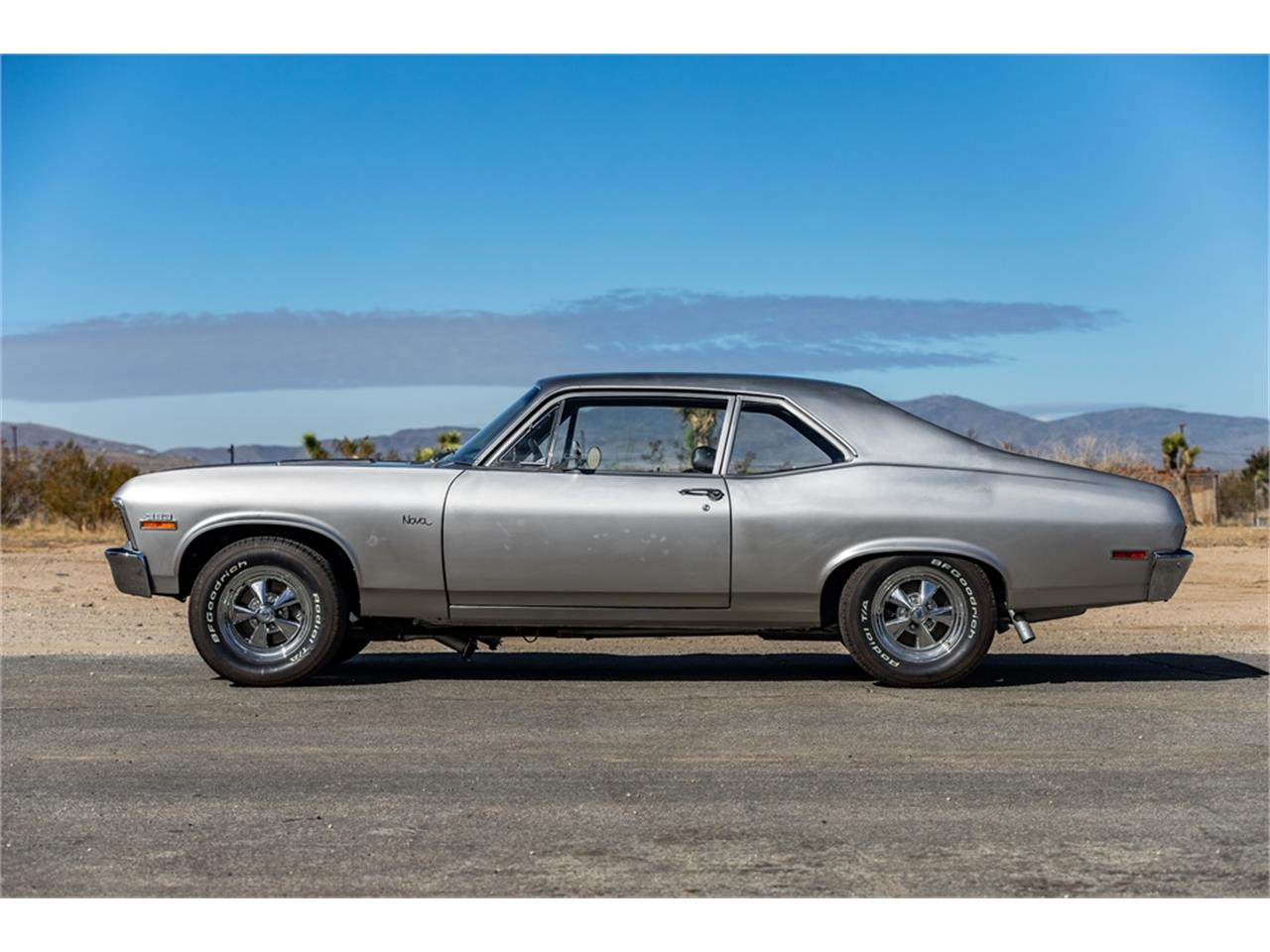 Chevrolet-Nova-ss-1972-Pewter-Grey-Black-56