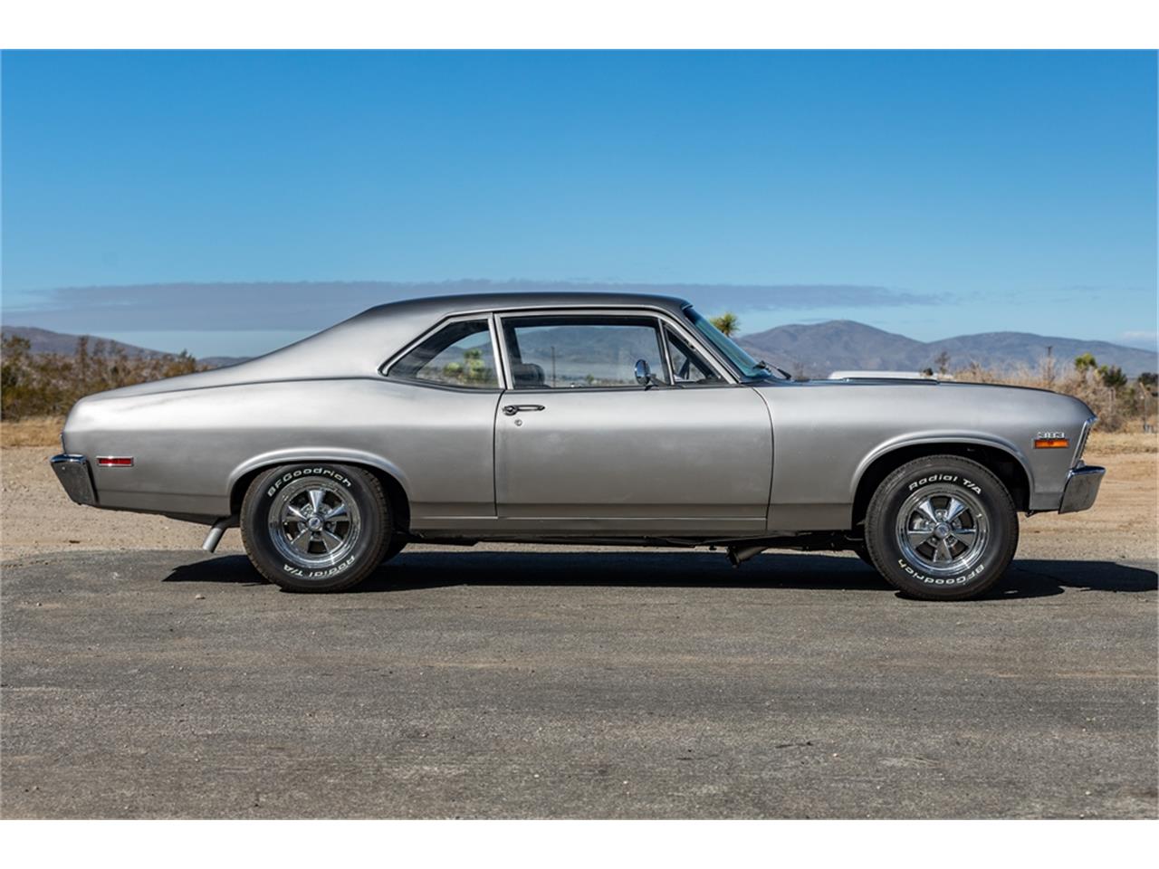 Chevrolet-Nova-ss-1972-Pewter-Grey-Black-58