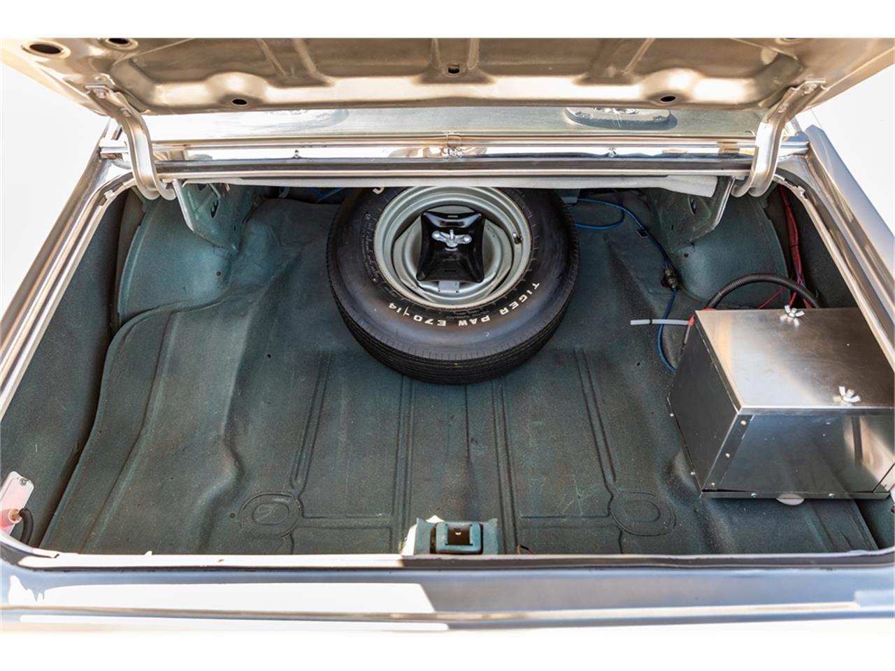Chevrolet-Nova-ss-1972-Pewter-Grey-Black-84
