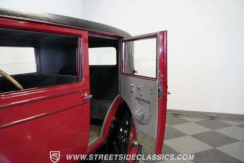 Chevrolet-Other-1927-Burgundy-Gray-16