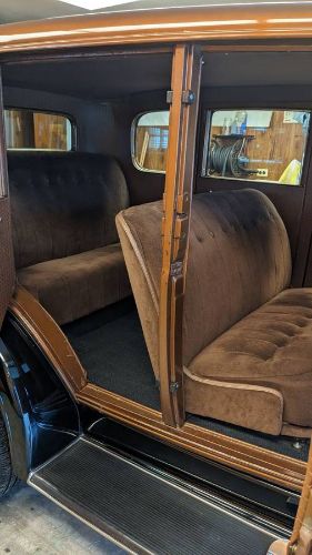 Chevrolet-Other-1931-Brown-12