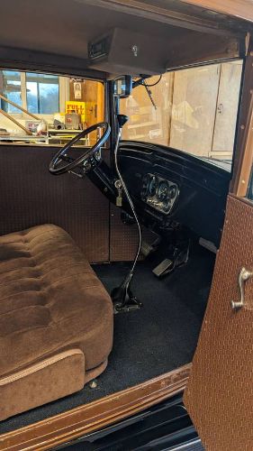 Chevrolet-Other-1931-Brown-8