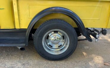 Chevrolet-Other-1931-Yellow-17