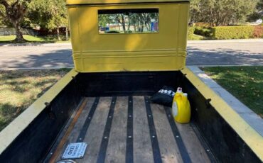 Chevrolet-Other-1931-Yellow-19
